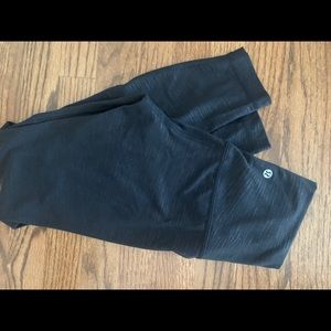 Align 25” inseam size 4 black leggings